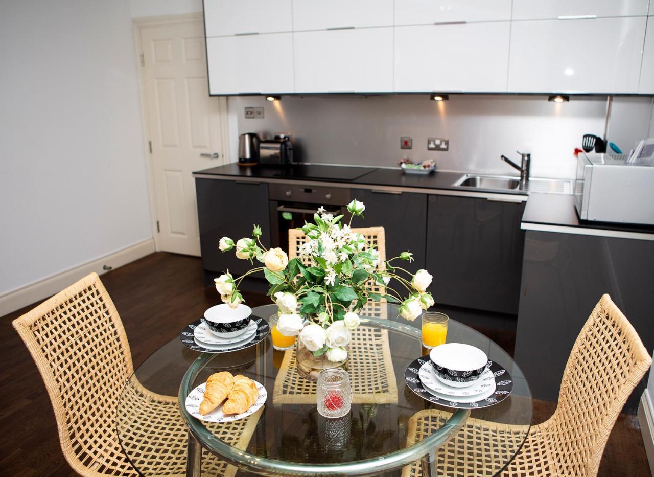 Apt 2, Trafalgar Square 2Nd Floor By Indigo Flats London Luaran gambar