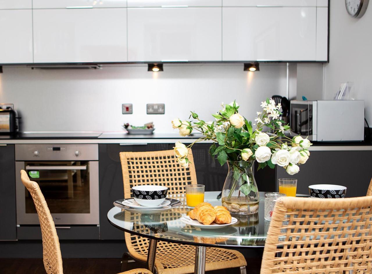 Apt 2, Trafalgar Square 2Nd Floor By Indigo Flats London Luaran gambar